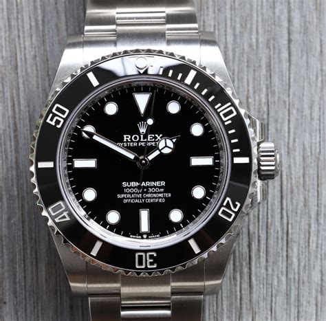 2022 rolex submariner no date.